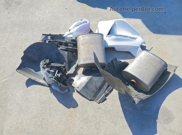 1FA6P8TH0K5199357 2019 FORD MUSTANG Белый Вид подкапотного пространства