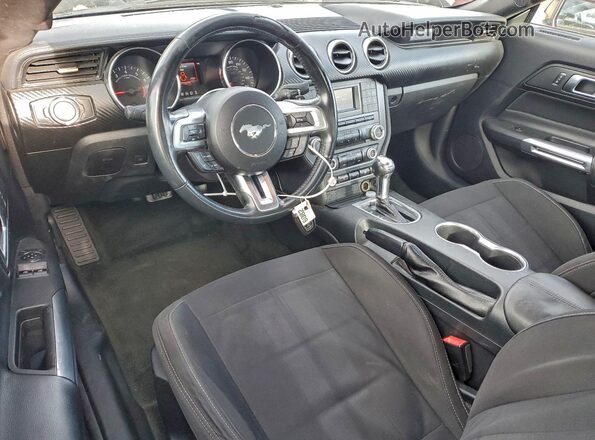 1FA6P8TH2J5159120 2018 FORD MUSTANG Черный Вид панели приборов