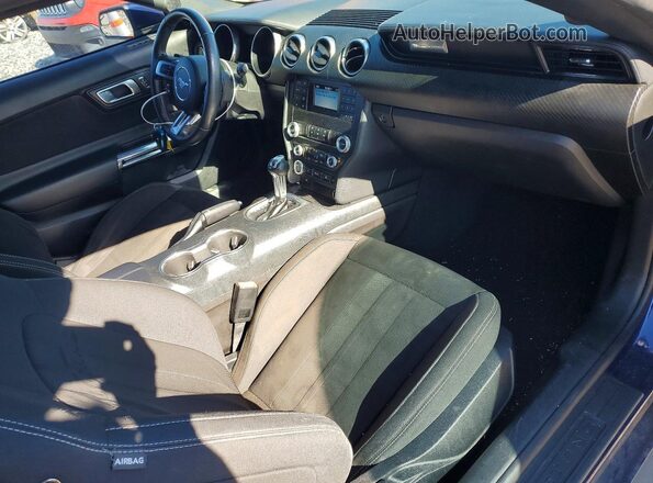 1FA6P8TH2K5139726 2019 FORD MUSTANG Blue Widok deski rozdzielczej