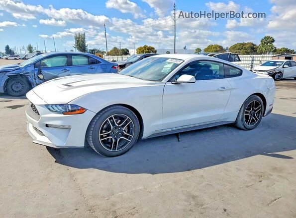 1FA6P8TH2M5102985 2021 FORD MUSTANG White Przód lewy