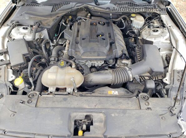 1FA6P8TH4H5247015 2017 FORD MUSTANG Серебряный Вид задней части салона