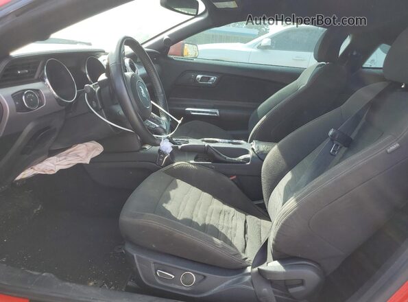 1FA6P8TH7G5268861 2016 FORD MUSTANG Красный Вид салона спереди