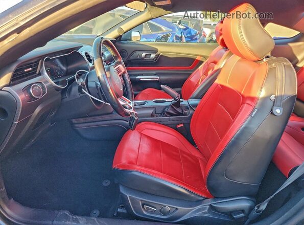 1FA6P8TH7K5188212 2019 FORD MUSTANG Gray Vista interior delantera