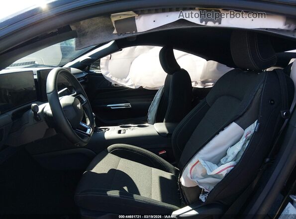 1FA6P8TH8T5106571 2026 FORD MUSTANG Black Widok wnętrza z przodu