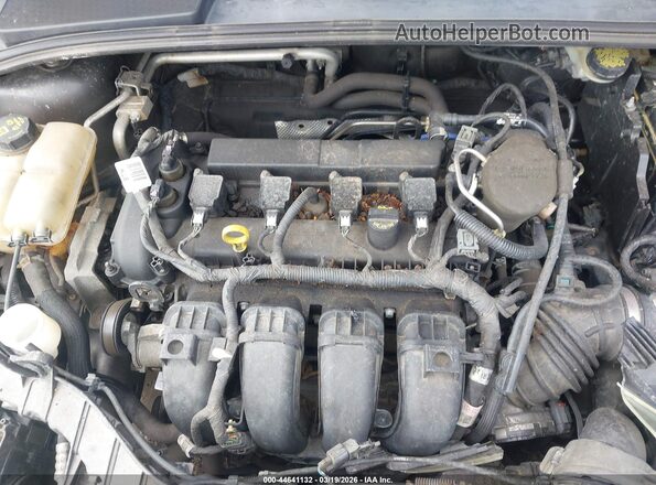1FADP3E24GL256410 2016 FORD FOCUS Черный Вид сзади