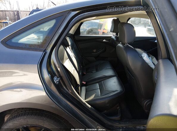 1FADP3F21GL290691 2016 FORD FOCUS Серый Вид наклейки с VIN-кодом