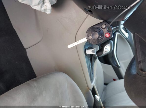 1FADP3F21JL269010 2018 FORD FOCUS Silver Widok deski rozdzielczej