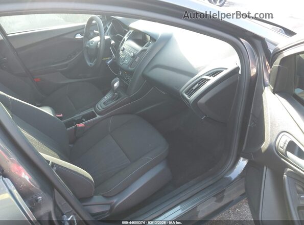 1FADP3F21JL328475 2018 FORD FOCUS Серый Вид салона спереди