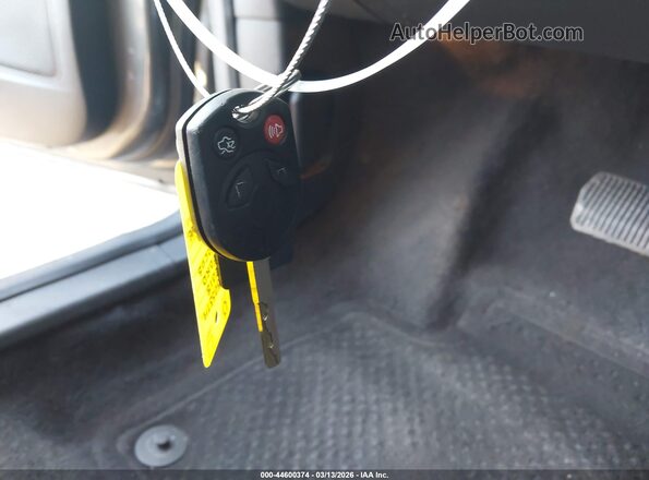 1FADP3F21JL328475 2018 FORD FOCUS Серый Вид панели приборов