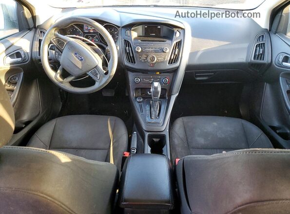 1FADP3F26GL216649 2016 FORD FOCUS Серебряный Вид панели приборов