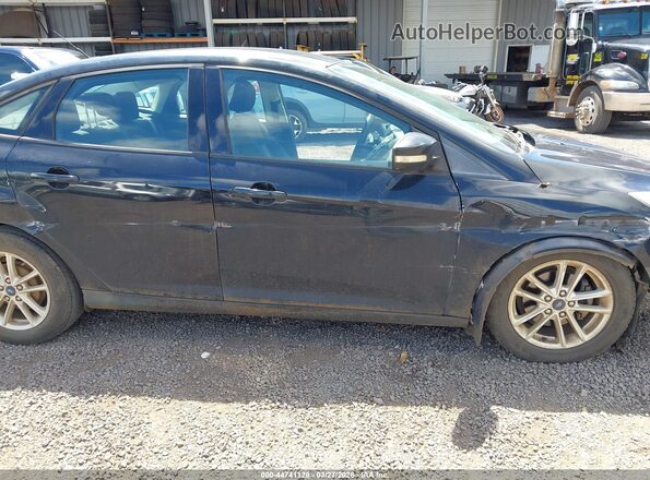 1FADP3F26HL263858 2017 FORD FOCUS Черный Вид спереди