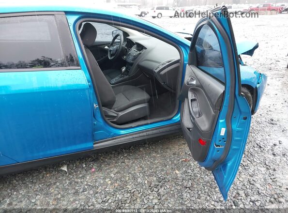 1FADP3F27HL236183 2017 FORD FOCUS Blue Widok wnętrza z przodu
