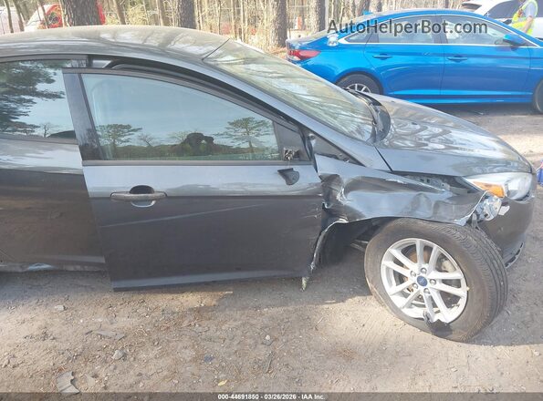 1FADP3F27HL304904 2017 FORD FOCUS Gray Widok z przodu