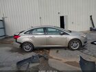 2017 Ford Focus Se Бежевый vin: 1FADP3F28HL221028