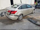 2017 Ford Focus Se Бежевый vin: 1FADP3F28HL221028