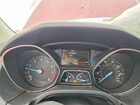 2017 Ford Focus Красный vin: 1FADP3F2XHL231091