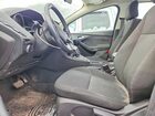 2017 Ford Focus Красный vin: 1FADP3F2XHL231091