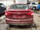 2017 Ford Focus Красный vin: 1FADP3F2XHL231091