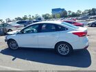 2018 Ford Focus Se Белый vin: 1FADP3F2XJL220663