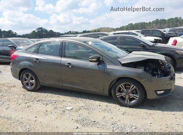 1FADP3FE6HL324555 2017 FORD FOCUS Серый Вид задней части салона