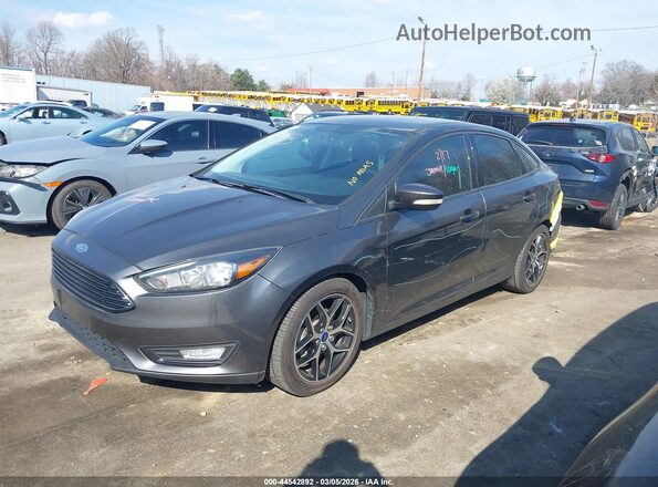 1FADP3FEXHL266207 2017 FORD FOCUS Серый Передняя левая четверть