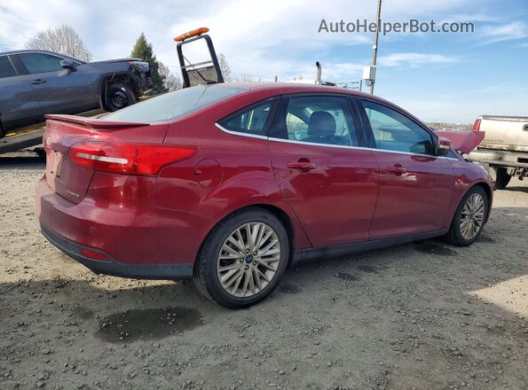 1FADP3J27GL337519 2016 FORD FOCUS Бордовый Задняя правая четверть