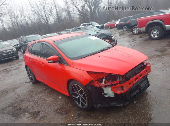 1FADP3K26GL215250 2016 FORD FOCUS Red Przód prawy