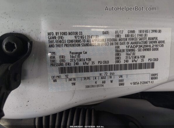 1FADP3K29HL216135 2017 FORD FOCUS Белый Вид подкапотного пространства