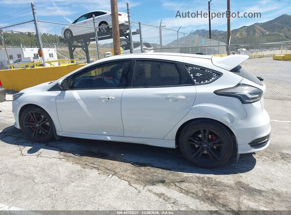 1FADP3L93JL211420 2018 FORD FOCUS ST Белый Панорамный вид салона 360°
