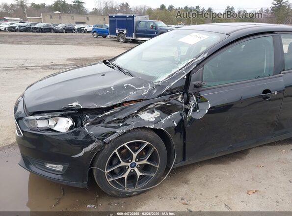 1FADP3M23JL283896 2018 FORD FOCUS Черный Вид спереди