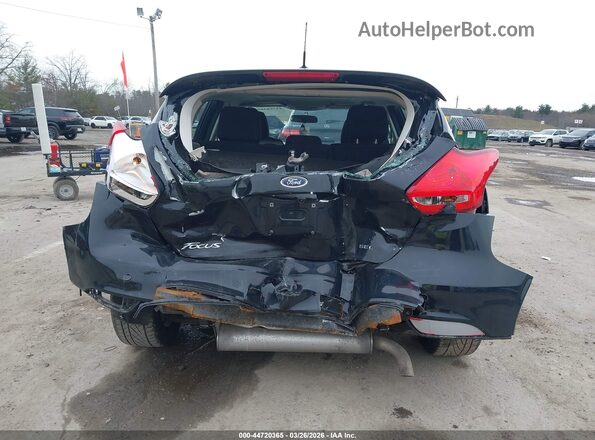 1FADP3M23JL283896 2018 FORD FOCUS Черный 