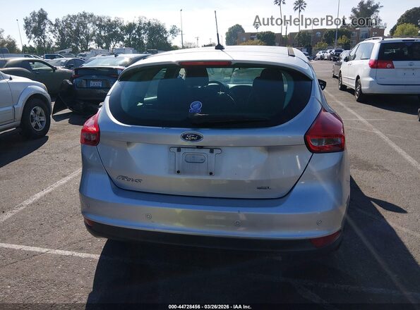 1FADP3M25HL232085 2017 FORD FOCUS Серебряный 