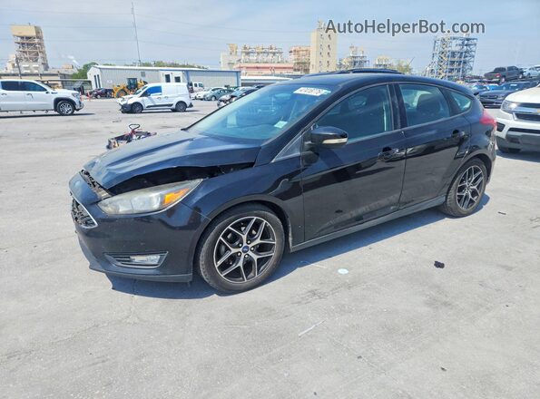 1FADP3M2XJL201632 2018 FORD FOCUS Black Przód lewy