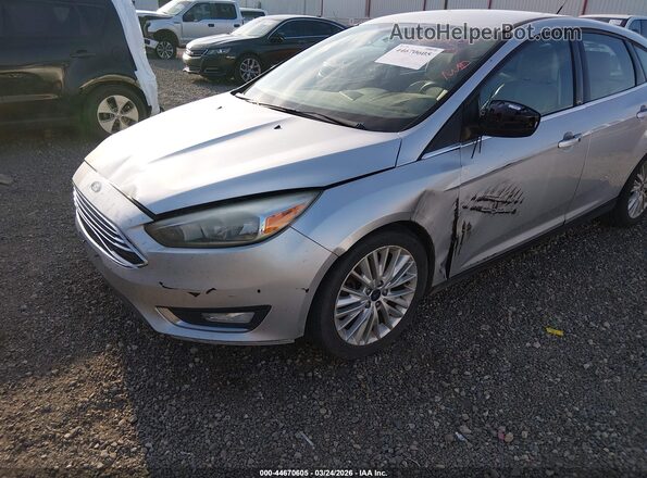 1FADP3N23GL326561 2016 FORD FOCUS Silver Vista frontal