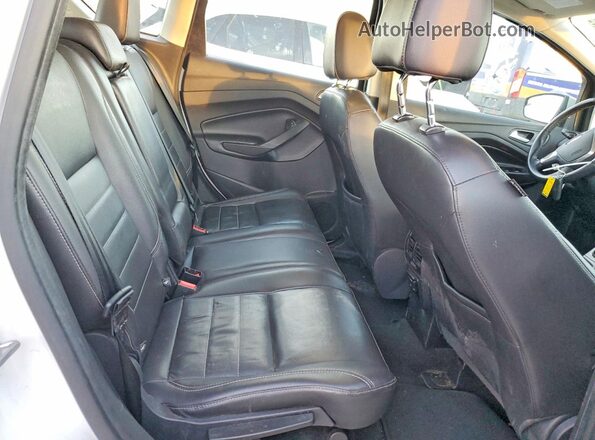 1FADP5CU5GL111327 2016 FORD C-MAX Белый Вид задних сидений