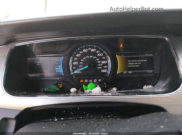 1FAHP2E88HG112983 2017 FORD TAURUS Серебряный Вид задних сидений