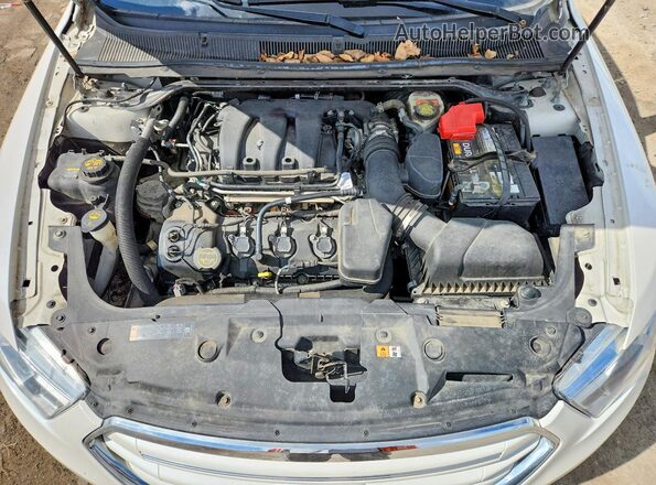 1FAHP2F8XHG113356 2017 FORD TAURUS Белый Вид задней части салона