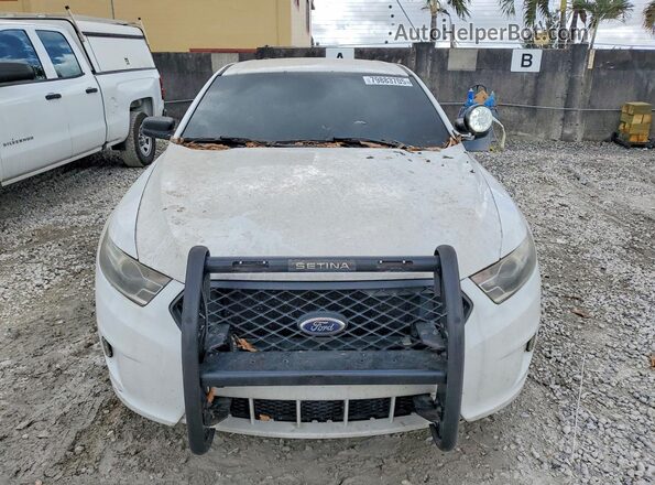 1FAHP2L89GG126490 2016 FORD TAURUS Белый Вид спереди