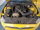 2016 Ford Mustang Золотой vin: 1FATP8EM5G5304219