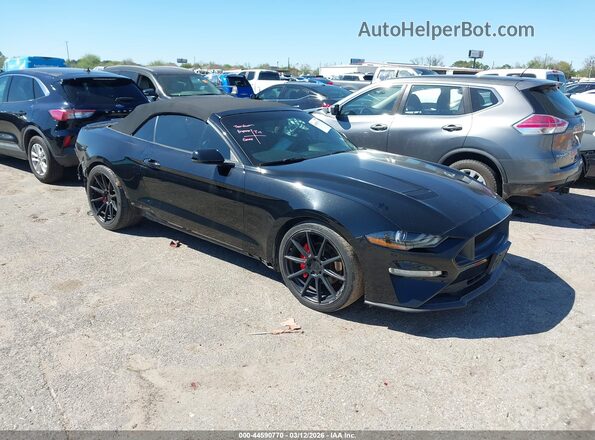 1FATP8UH6J5111282 2018 FORD MUSTANG Черный Передняя правая четверть