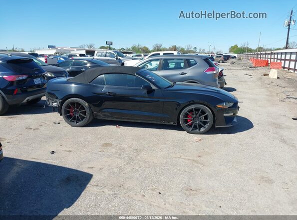 1FATP8UH6J5111282 2018 FORD MUSTANG Черный Панорамный вид салона 360°