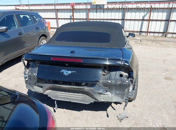 1FATP8UH6J5111282 2018 FORD MUSTANG Черный 