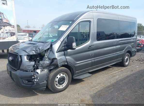 1FBAX2C81RKA17943 2024 FORD PASSENGER Серый Передняя левая четверть