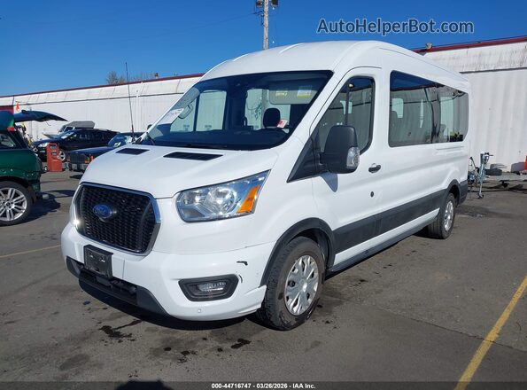 1FBAX2C86NKA67084 2022 FORD PASSENGER White Przód lewy