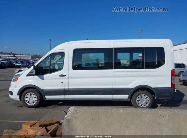 1FBAX2C86NKA67084 2022 FORD PASSENGER White Widok wnętrza 360 stopni