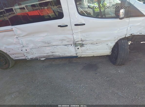 1FBAX2C86RKA81055 2024 FORD PASSENGER White Widok z przodu