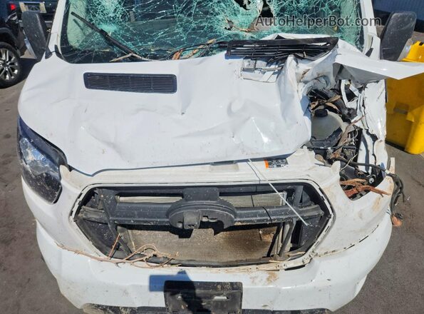 1FBAX2C88RKA73345 2024 FORD TRANSIT Белый Вид подкапотного пространства