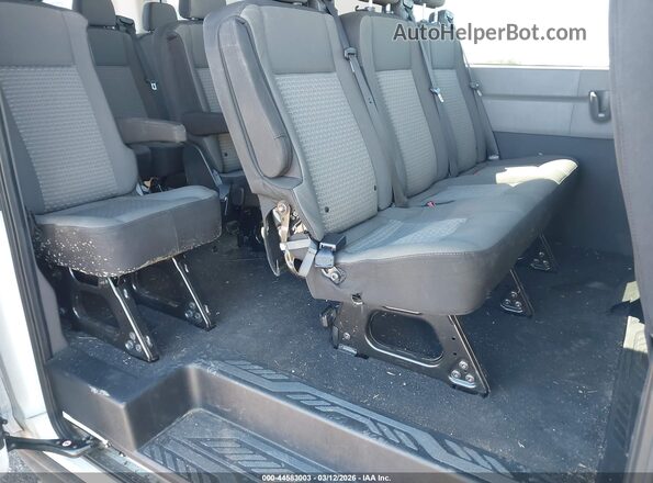 1FBAX2C8XLKA88999 2020 FORD PASSENGER White Widok naklejki z numerem VIN