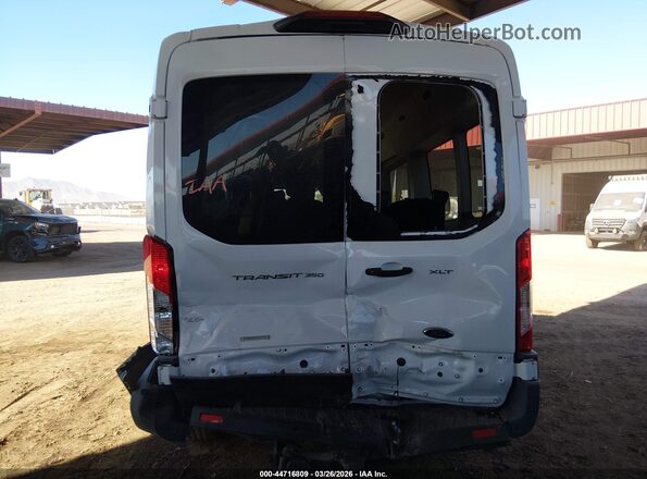 1FBAX2CG5NKA49604 2022 FORD PASSENGER White Vista frontal