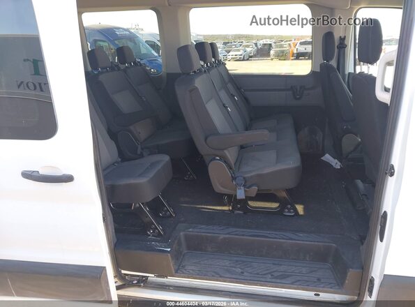 1FBAX2X87RKA15950 2024 FORD PASSENGER Белый Вид наклейки с VIN-кодом